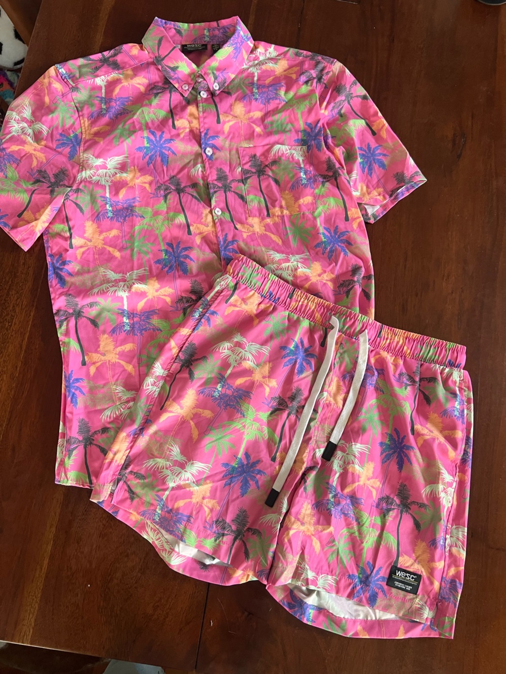 WESC Pink Tropical Palm Print Set | Medium/Large